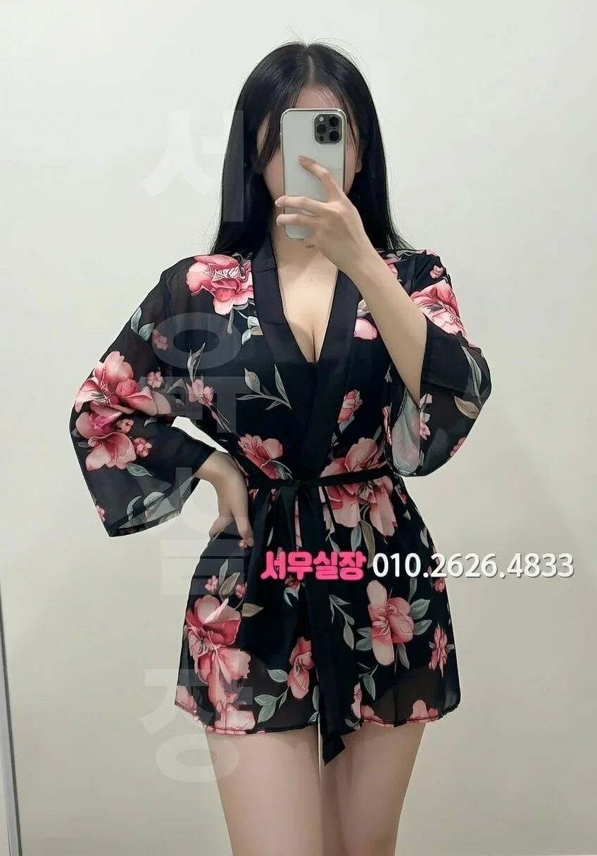 익선동 쓰리노 프리미엄 라인업 16번 프로필