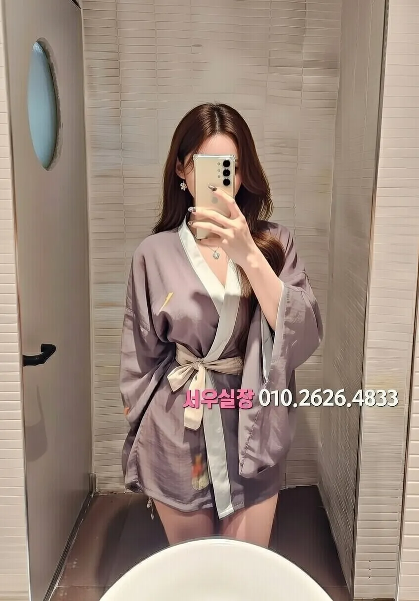 익선동 쓰리노 프리미엄 라인업 18번 프로필