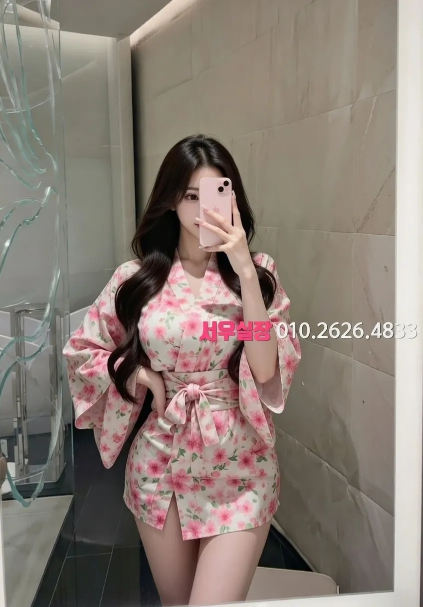 익선동 다국적노래클럽 프리미엄 라인업 19번 프로필