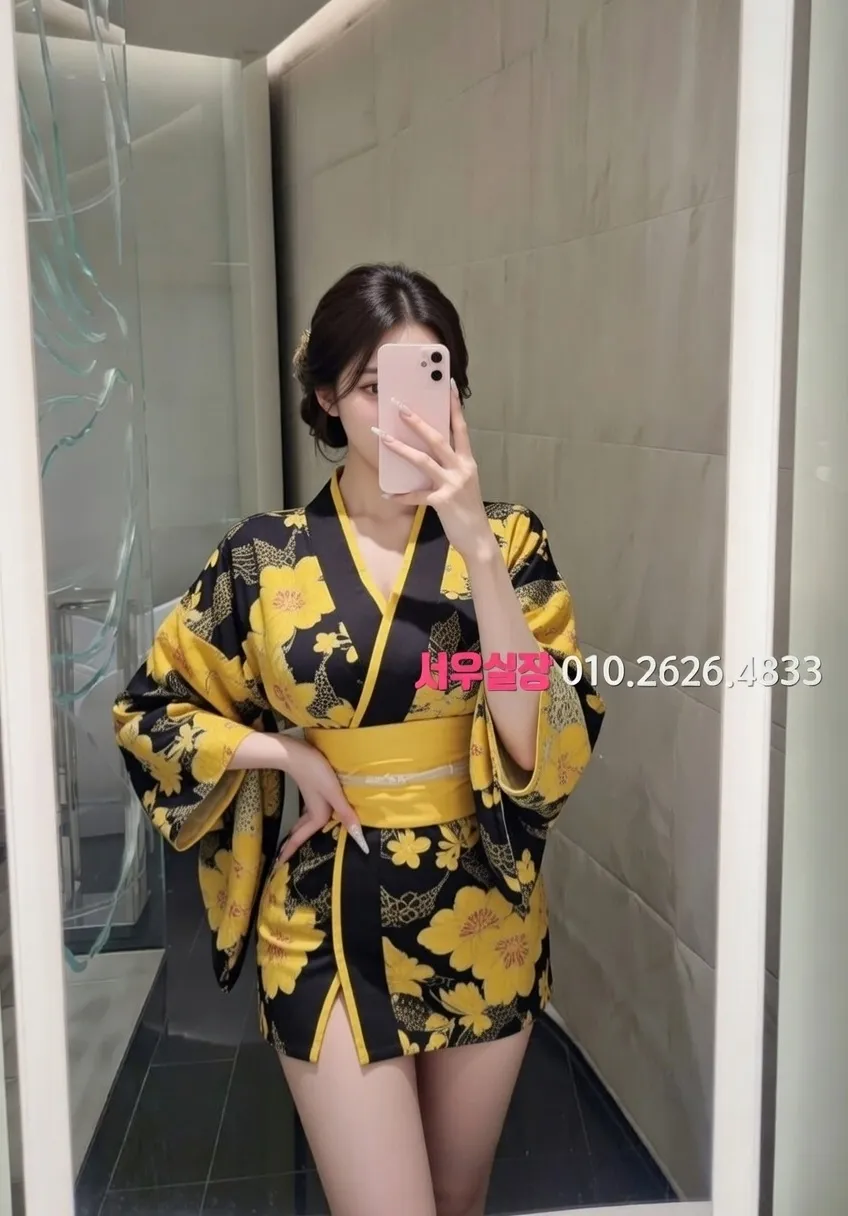 익선동 다국적 프리미엄 라인업 1번 프로필