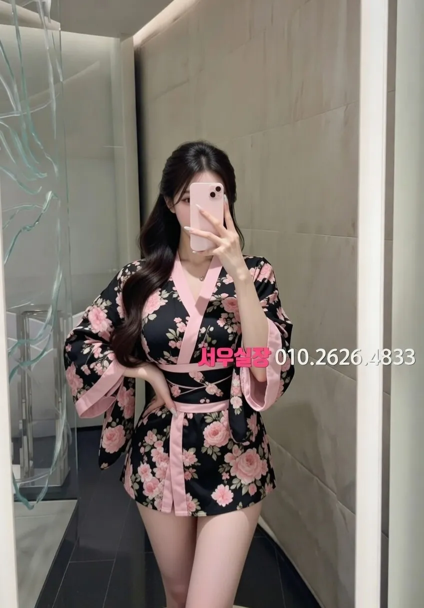 익선동 보도 프리미엄 라인업 16번 프로필